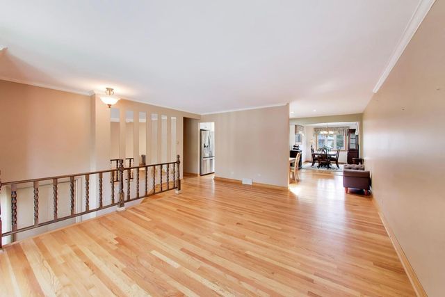 1462 Dayton Place, Des Plaines, IL 60018