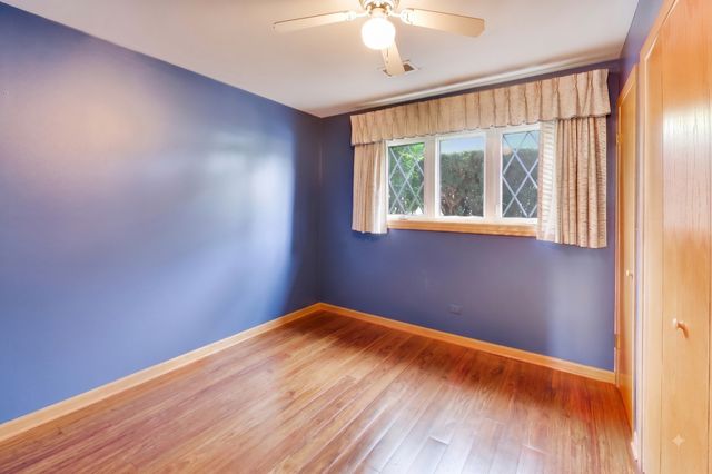 1462 Dayton Place, Des Plaines, IL 60018