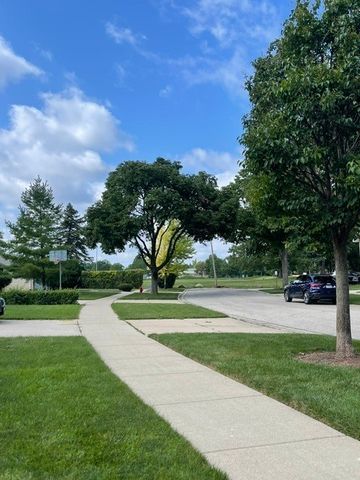 1462 Dayton Place, Des Plaines, IL 60018