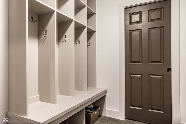 4673 S 975 E, Zionsville, IN 46077