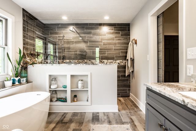 4673 S 975 E, Zionsville, IN 46077