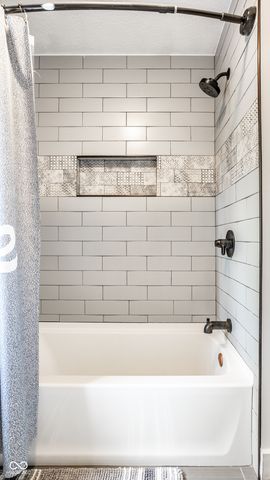 4673 S 975 E, Zionsville, IN 46077