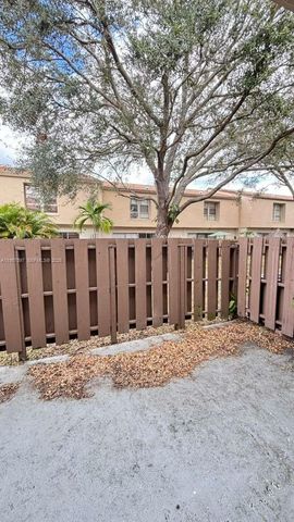 8191 NW 8th Manor 5, Plantation, FL 33324