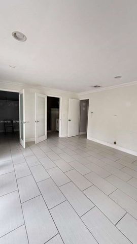 8191 NW 8th Manor 5, Plantation, FL 33324