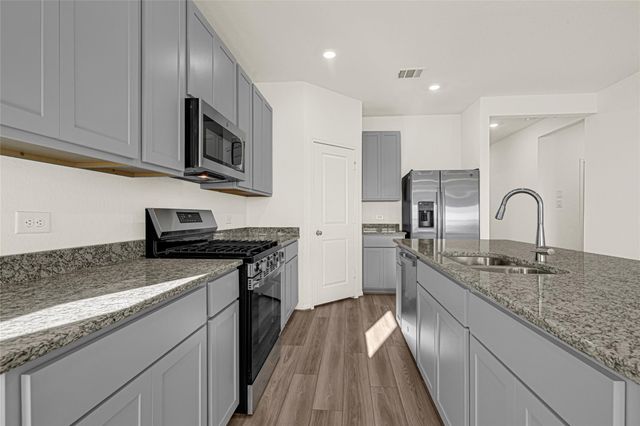 21835 Honey Scent Ln, Cypress, TX 77433