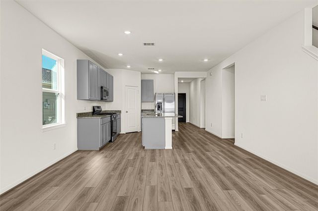 21835 Honey Scent Ln, Cypress, TX 77433