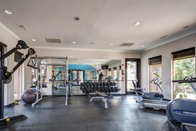 7009 E Acoma Drive Unit 2027, Scottsdale, AZ 85254