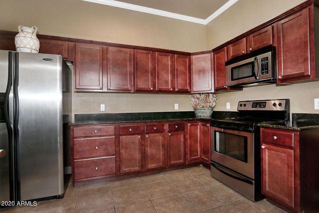 7009 E Acoma Drive Unit 2027, Scottsdale, AZ 85254