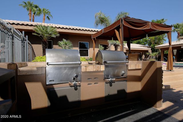 7009 E Acoma Drive Unit 2027, Scottsdale, AZ 85254