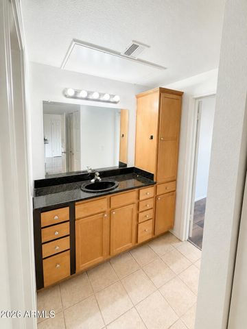 7009 E Acoma Drive Unit 2027, Scottsdale, AZ 85254