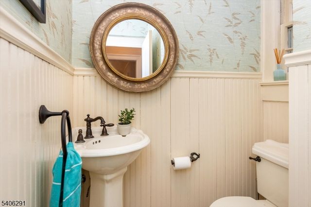 15 Lincoln St, Glen Ridge Boro Twp., NJ 07028