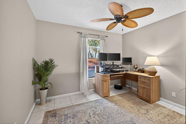 154 Rosewood Circle, Jupiter, FL 33458