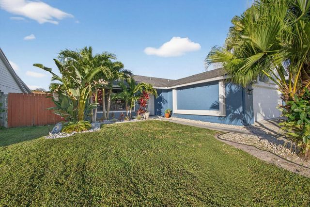 154 Rosewood Circle, Jupiter, FL 33458