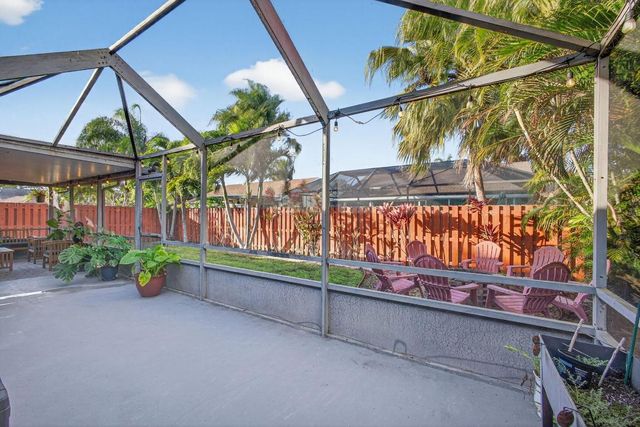 154 Rosewood Circle, Jupiter, FL 33458