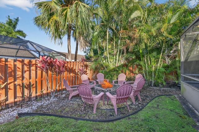 154 Rosewood Circle, Jupiter, FL 33458