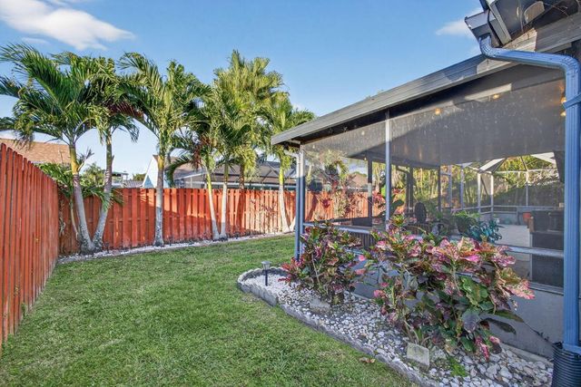 154 Rosewood Circle, Jupiter, FL 33458