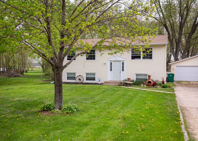 7912 Wagon Wheel Lane, Rockford, IL 61109