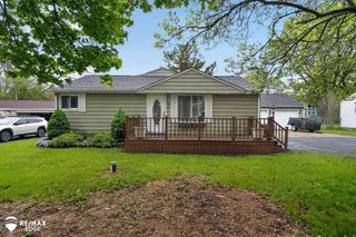 6120 Surrey Lane, Burton, MI 48519