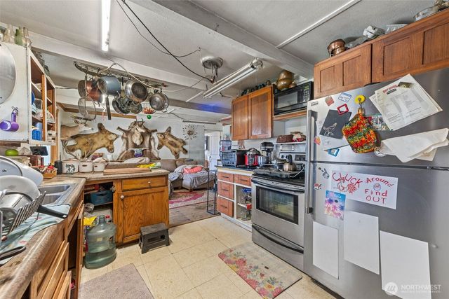 1930 E Crestview Drive, Shelton, WA 98584