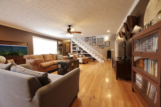 6808 Hester Rd, Springfield, TN 37172