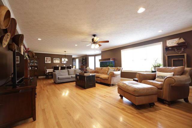 6808 Hester Rd, Springfield, TN 37172