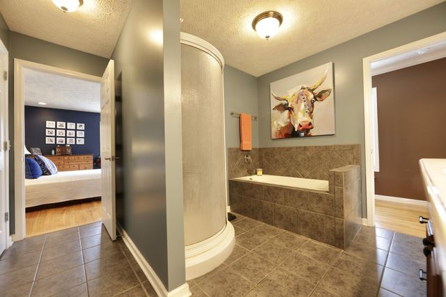 6808 Hester Rd, Springfield, TN 37172