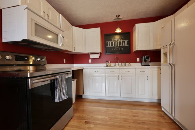 6808 Hester Rd, Springfield, TN 37172