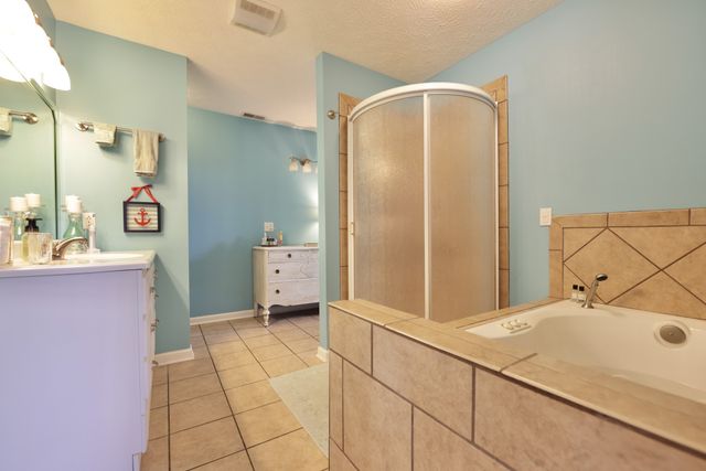 6808 Hester Rd, Springfield, TN 37172