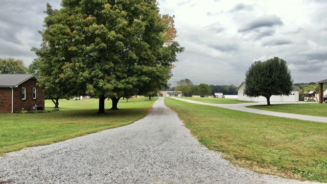 6808 Hester Rd, Springfield, TN 37172