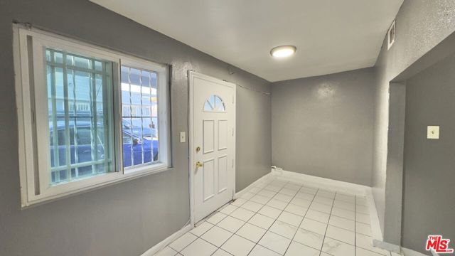 4052 W 103rd Street, Inglewood, CA 90304