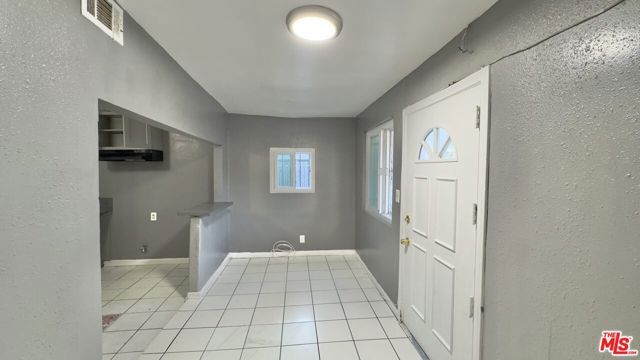 4052 W 103rd Street, Inglewood, CA 90304