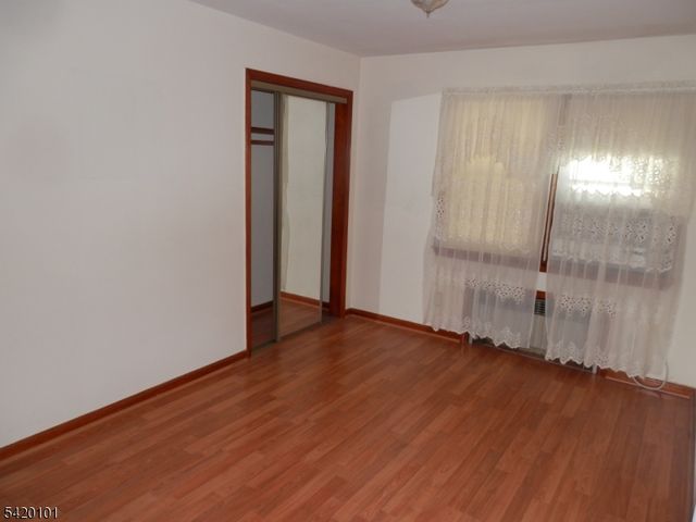 2105 Wood Ave, Roselle Boro, NJ 07203