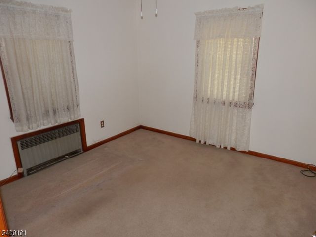 2105 Wood Ave, Roselle Boro, NJ 07203