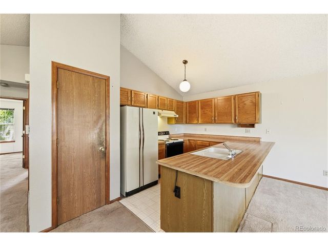12613 Julian St, Broomfield, CO 80020