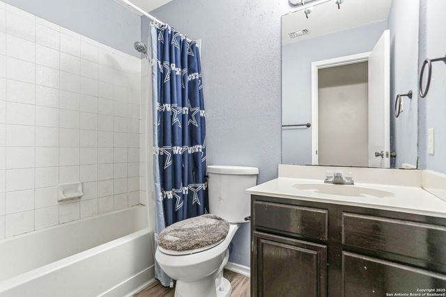 7571 Corian Park, San Antonio, TX 78249