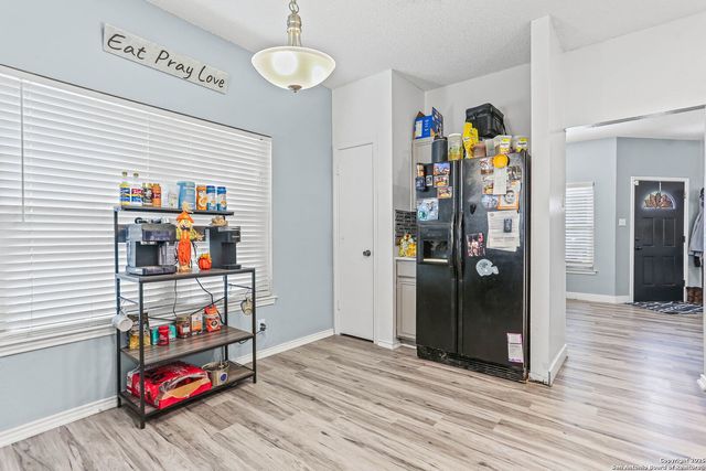 7571 Corian Park, San Antonio, TX 78249