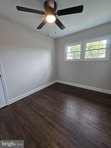 972 WINDSOR RD, Warminster, PA 18974
