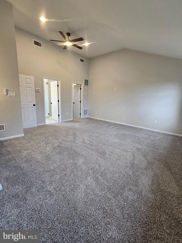 972 WINDSOR RD, Warminster, PA 18974