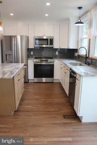 972 WINDSOR RD, Warminster, PA 18974