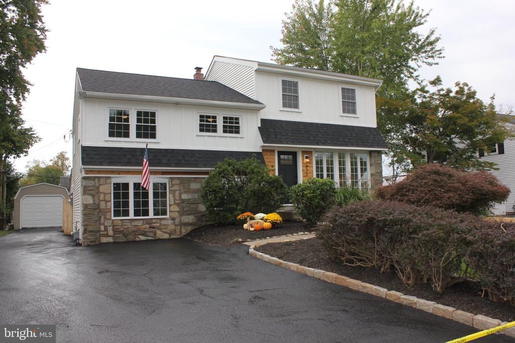 972 WINDSOR RD, WARMINSTER, PA 18974 — photo 3