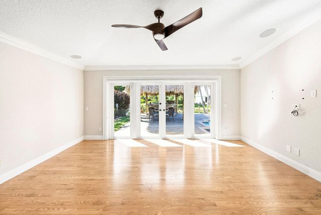 1581 NW 101st Avenue, Plantation, FL 33322