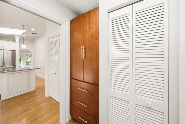 1581 NW 101st Avenue, Plantation, FL 33322