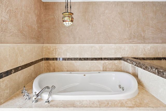 1581 NW 101st Avenue, Plantation, FL 33322