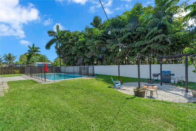32008 SW 199th Place, Homestead, FL 33030