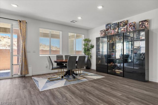 10006 Joshua Foothills Street, Las Vegas, NV 89178