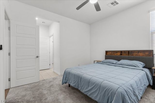 10006 Joshua Foothills Street, Las Vegas, NV 89178