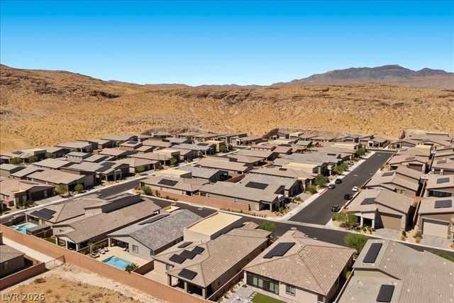 10006 Joshua Foothills Street, Las Vegas, NV 89178