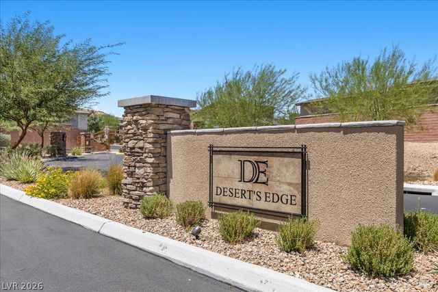 10006 Joshua Foothills Street, Las Vegas, NV 89178