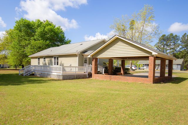 145 N Clemson Drive, Barnwell, SC 29812