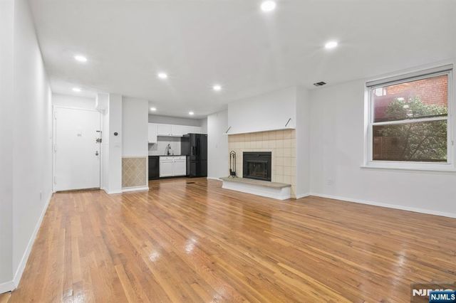 109 Grand Avenue 1A, Englewood, NJ 07631